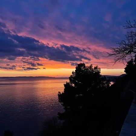 Super Horizont- Sea View With Private Jacuzzi Time & Free Parking