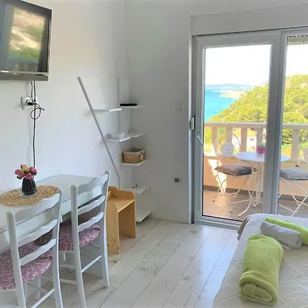 Konukevi Super Horizont- Sea View With Private Jacuzzi Time & Free Parking 3*