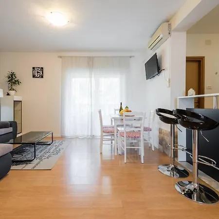 Penzion Super Horizont -free Parking And Jaccuzzi 3*