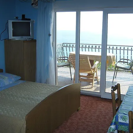 Konukevi Super Horizont- Sea View With Private Jacuzzi Time & Free Parking 3*