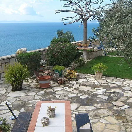 Super Horizont- Sea View With Private Jacuzzi Time & Free Parking Gæstehus Stobreč