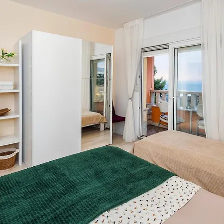 Super Horizont- Sea View With Private Jacuzzi Time & Free Parking