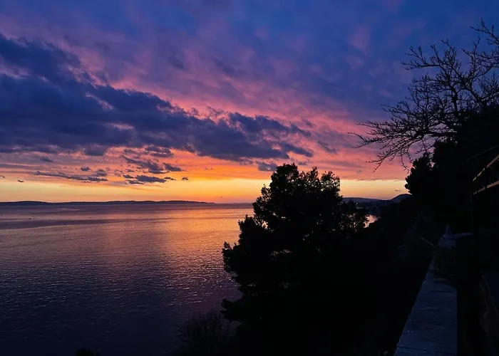 Super Horizont- Sea View With Private Jacuzzi Time & Free Parking